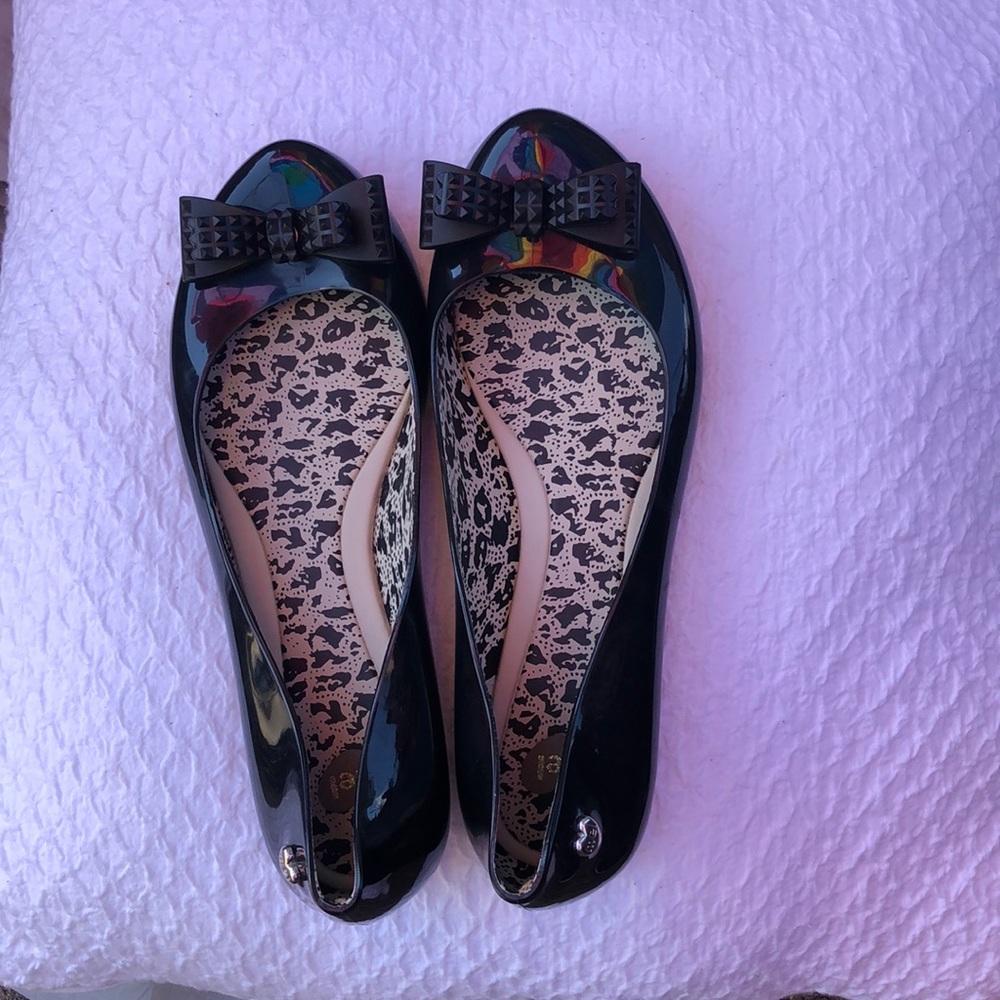 Black Shoes. Size 7
